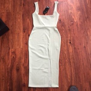 Pale green form fitting dress